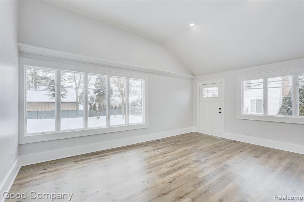 16309 Kirkshire Avenue, Beverly Hills, MI 48025 — Photo 26