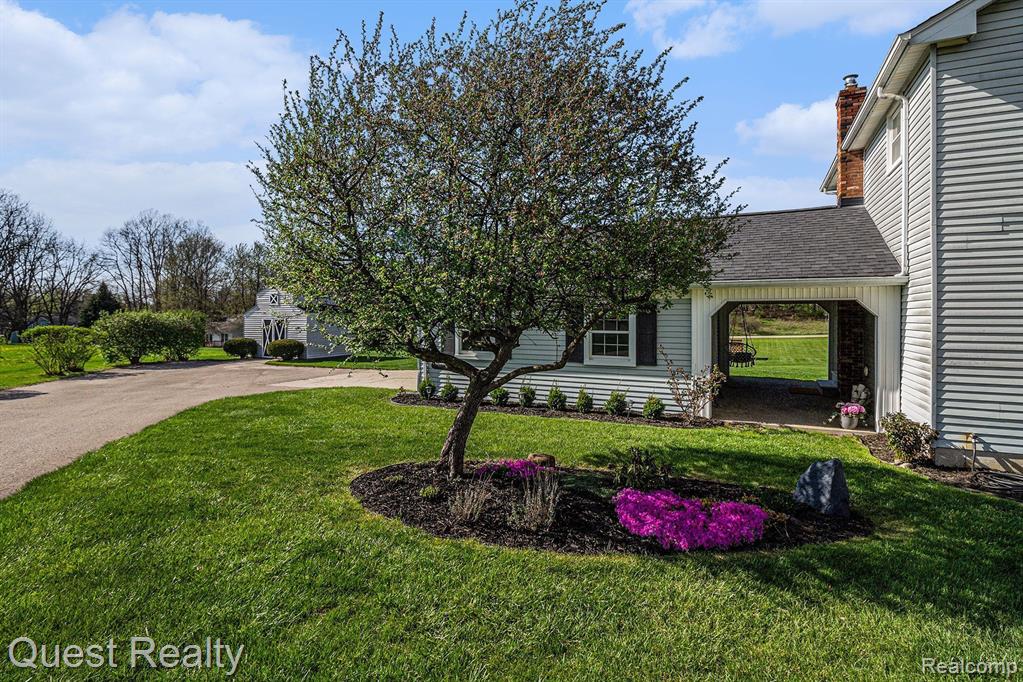5395 FARLEY Road, Clarkston, MI — Photo 35