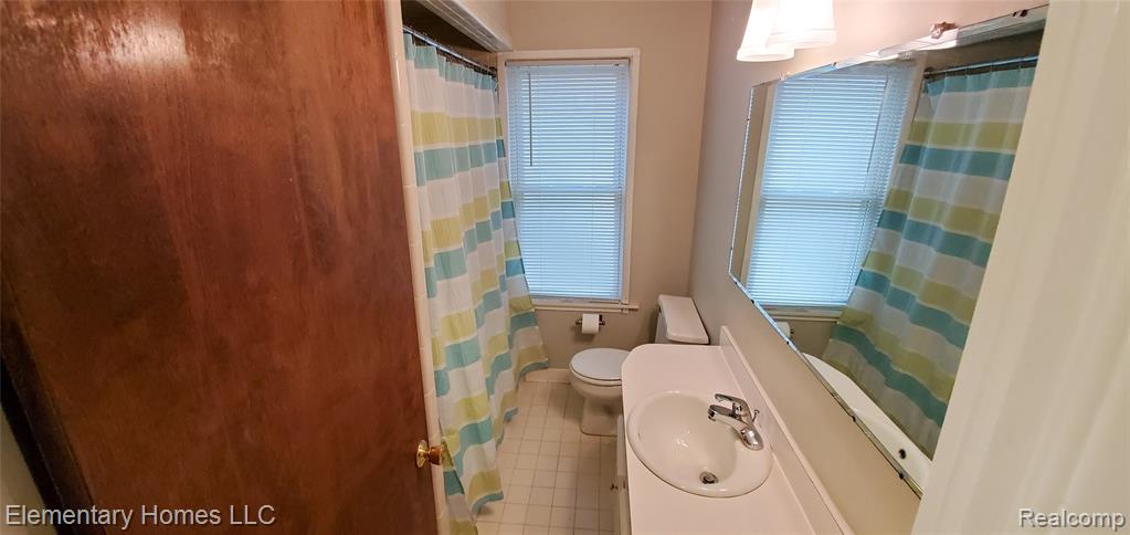 907 E 5TH Street, Royal Oak, MI 48067 — Photo 8