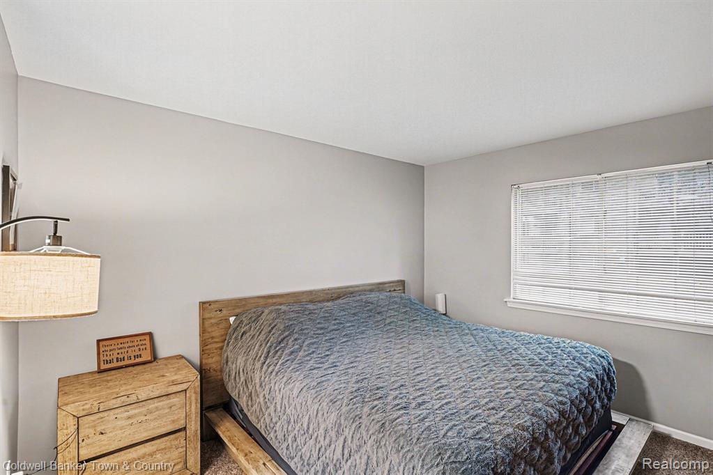 716 S Milford Road, Milford, MI 48381 — Photo 12