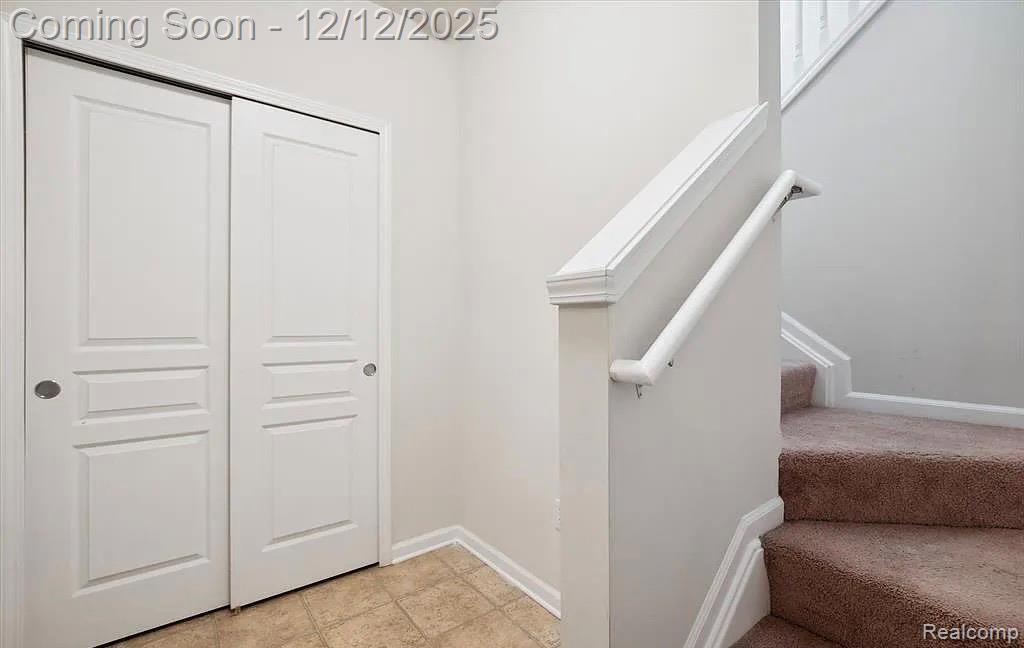 27846 Hopkins Drive, Novi, MI 48377 — Photo 20