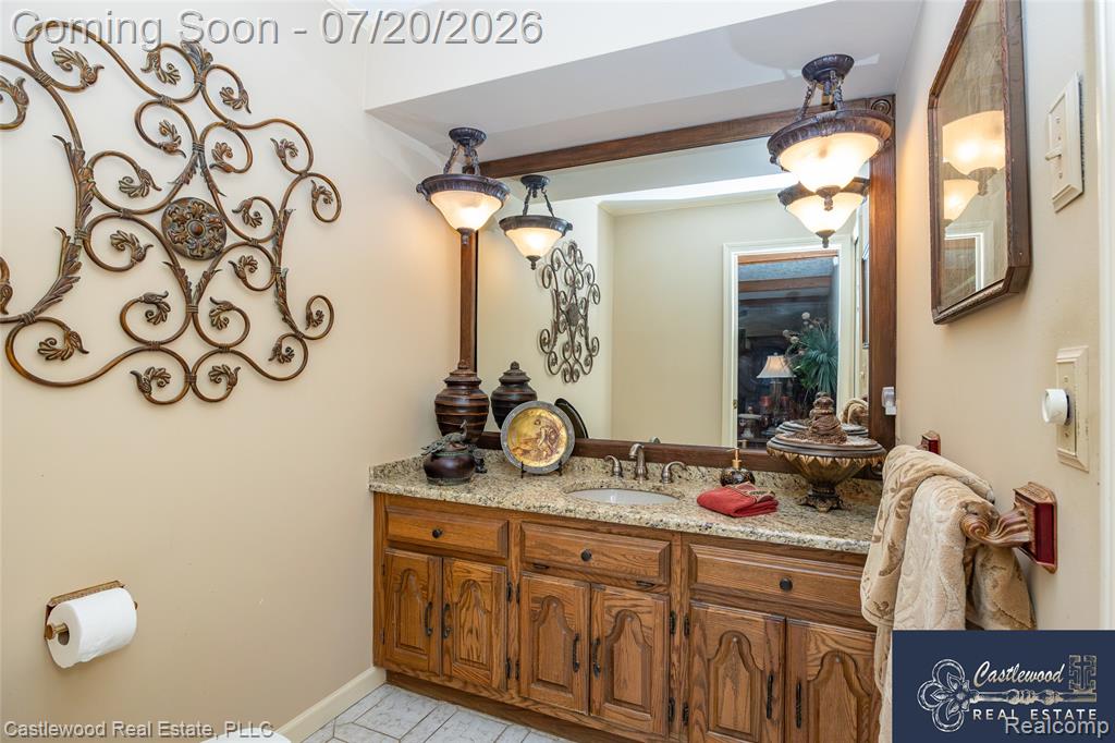 17150 S Nunneley Road, Clinton Twp, MI 48035 — Photo 25