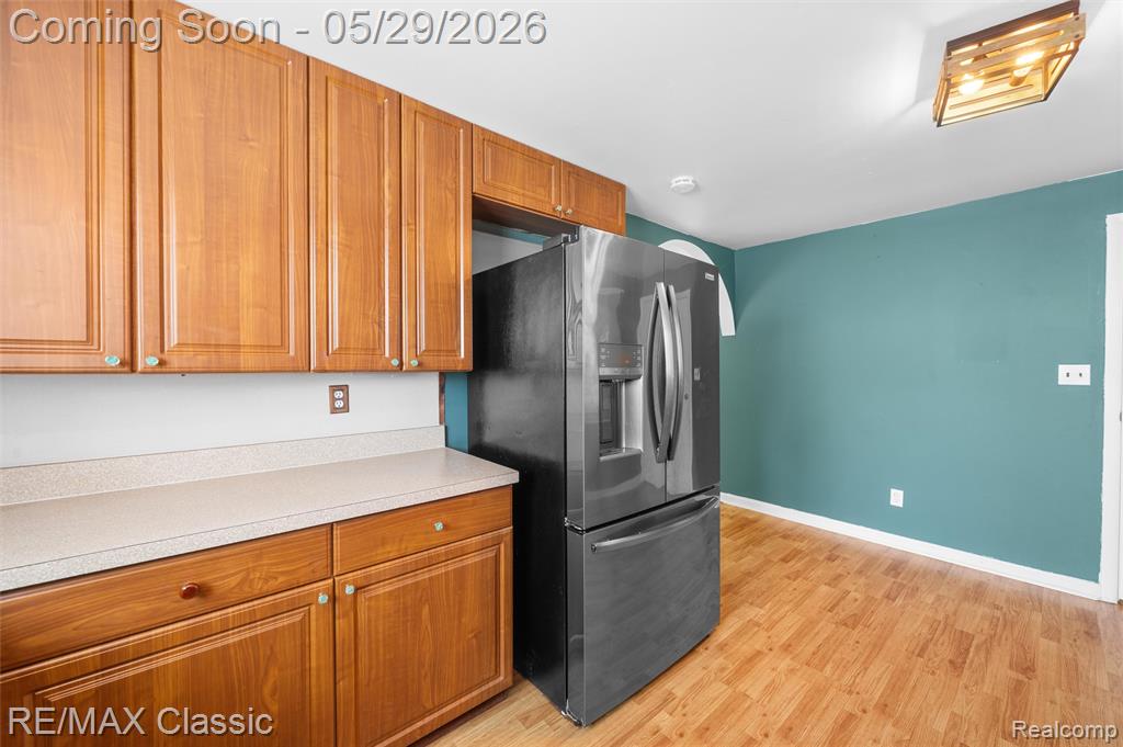 15586 Oakbrook Street, Romulus, MI 48174 — Photo 12