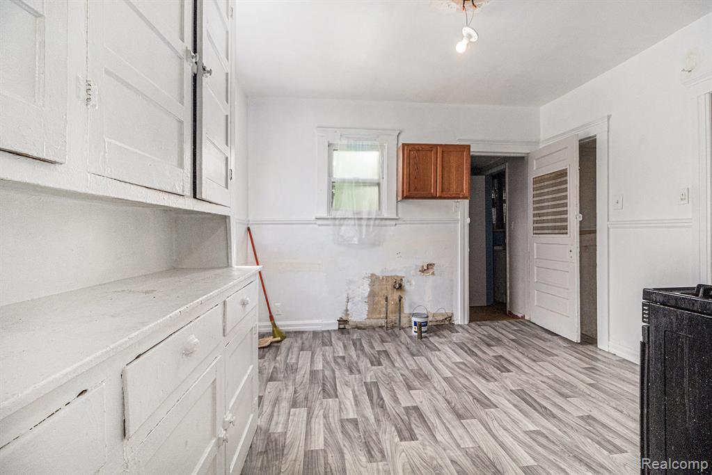 4288 Larchmont Street, Detroit, MI 48204 — Photo 9