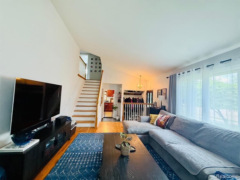 992 KEY WEST Drive, Clawson, MI — Photo 4