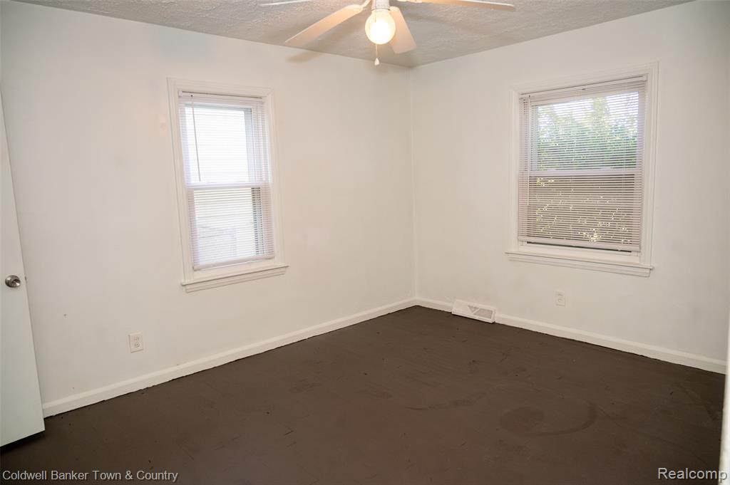 4705 S Middlebelt Road, Westland, MI 48186 — Photo 11