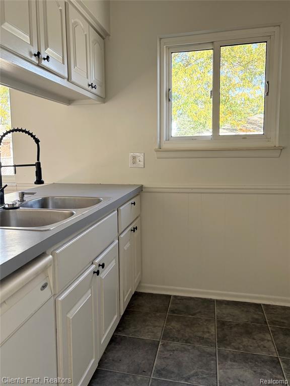 7436 Cochise Street, Westland, MI — Photo 15