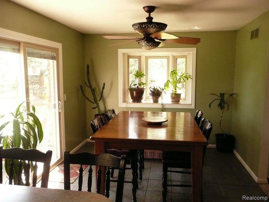 831 DEL SHER Drive, Brighton, MI 48114 — Photo 19