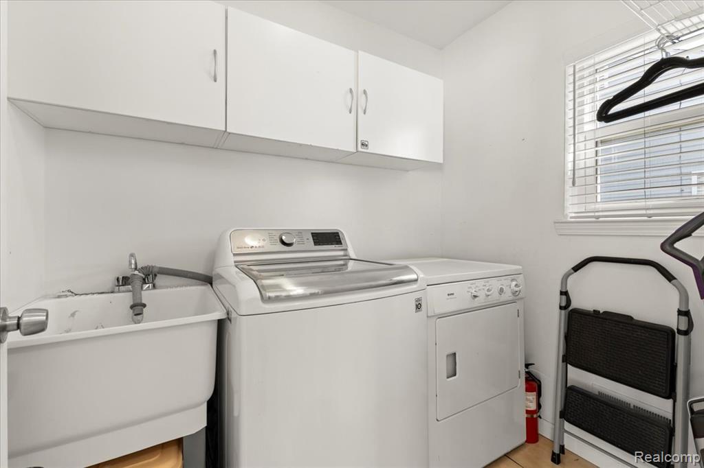 528 Marlin Avenue, Royal Oak, MI 48067 — Photo 13