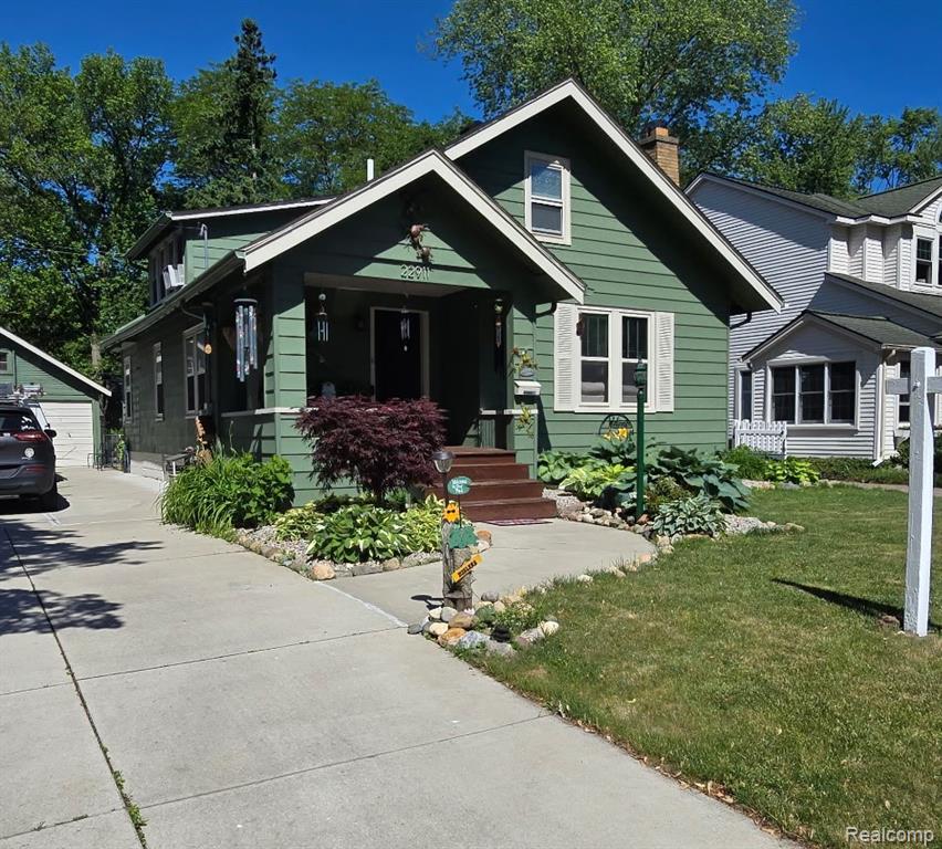 22911 Maple Avenue, Farmington, MI 48336 — Photo 46