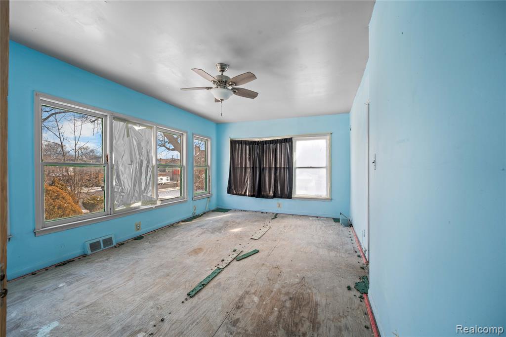 628 Taylor Street, Detroit, MI 48202 — Photo 20