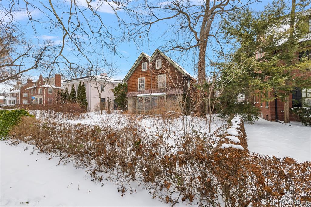 1444 Burns Street, Detroit, MI 48214 — Photo 3
