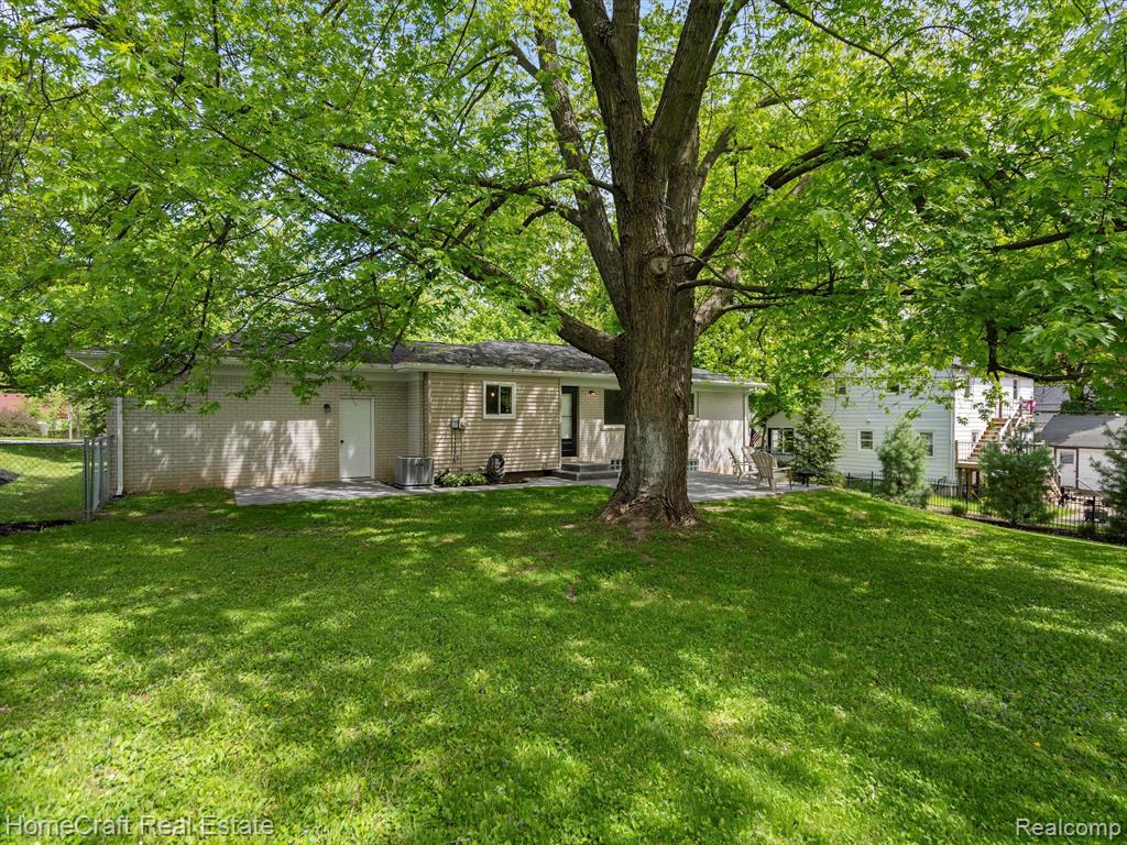523 W BROOKS Street, Howell, MI 48843 — Photo 30