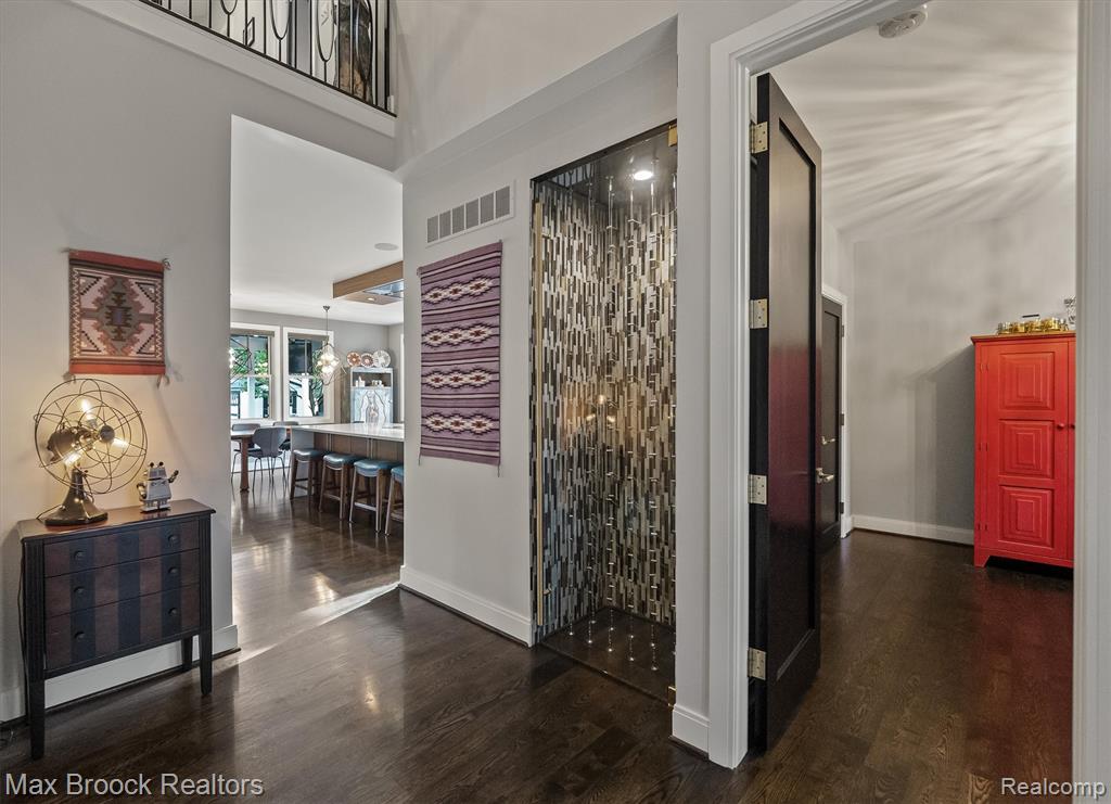 928 Montrose Avenue, Royal Oak, MI 48073 — Photo 10