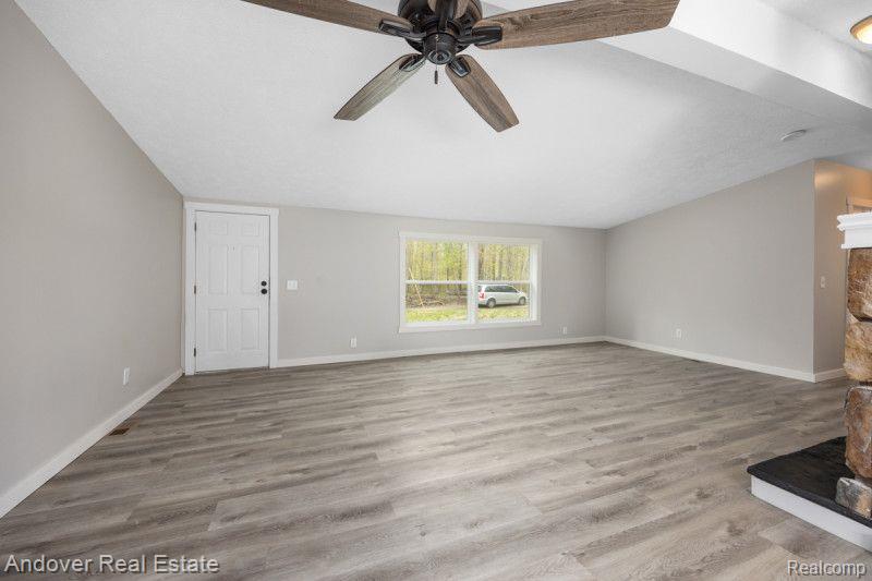 8958 CHIPPEWA Trail, Howard City, MI 49329 — Photo 5