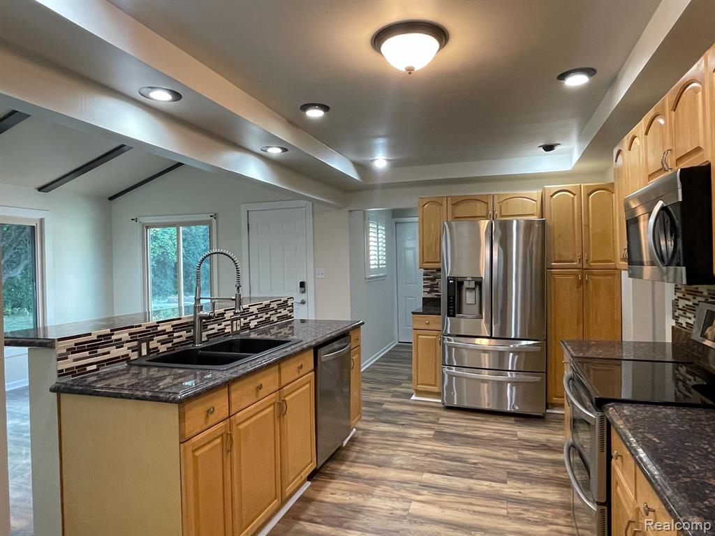 21150 E Chigwidden Street, Northville, MI 48167 — Photo 10
