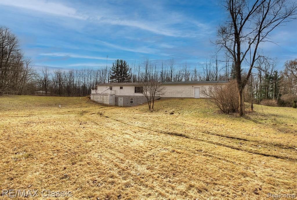 4626 WALTAN Road, Vassar, MI 48768 — Photo 3
