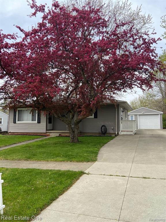 5350 Military Avenue, Brighton, MI 48116 — Photo 24