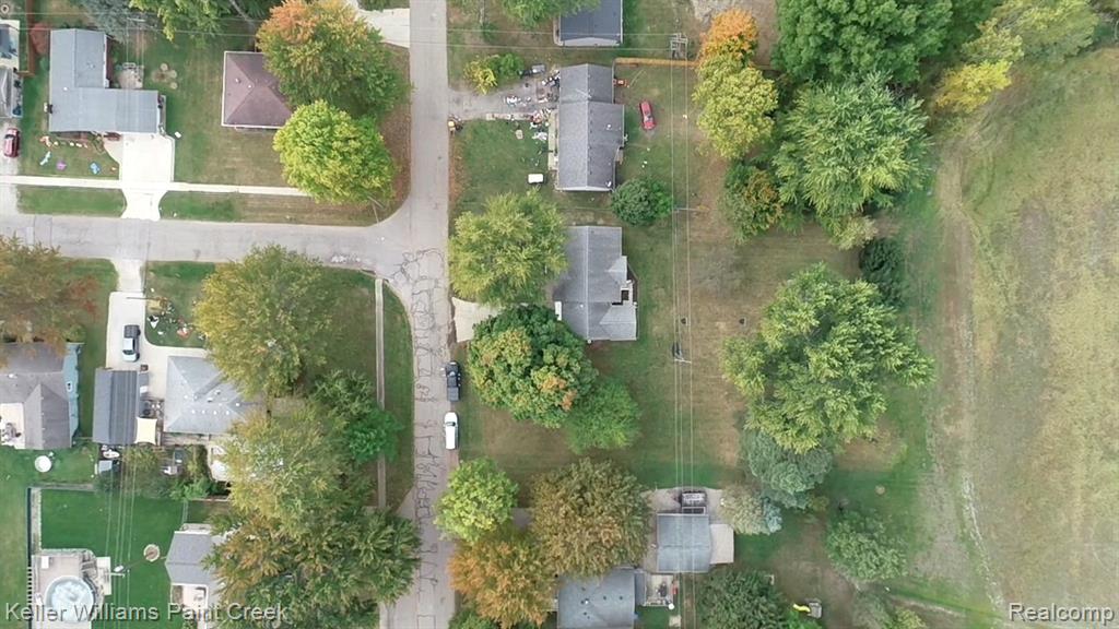 239 Almont Avenue, Almont, MI 48003 — Photo 35