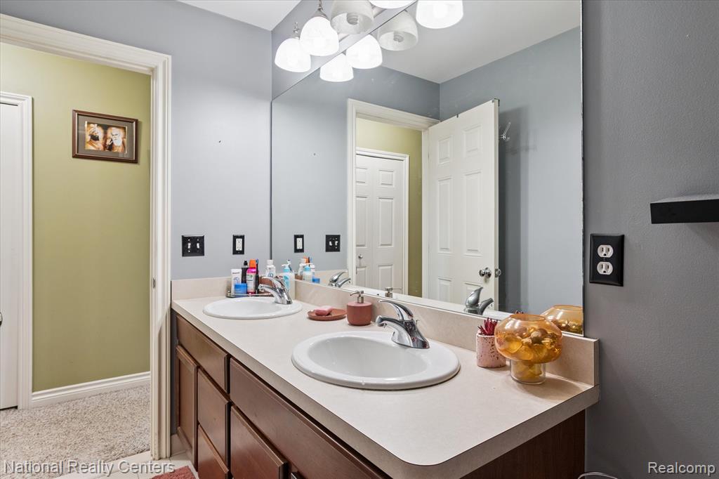50249 Jefferson Street, Canton, MI 48188 — Photo 37