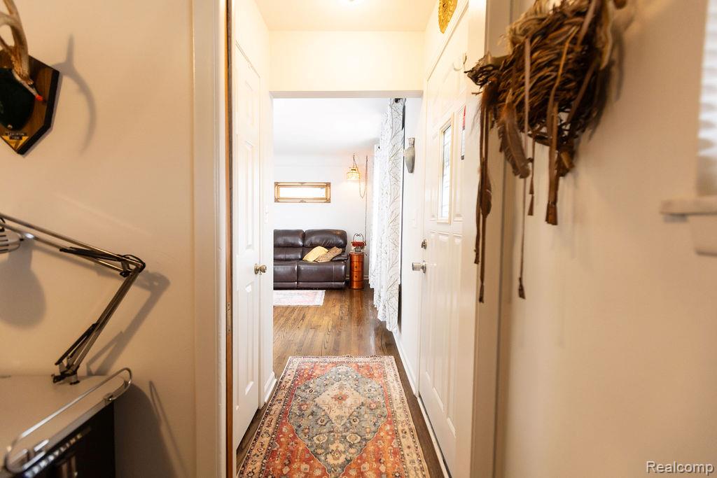 24636 Almond Avenue, Eastpointe, MI 48021 — Photo 12