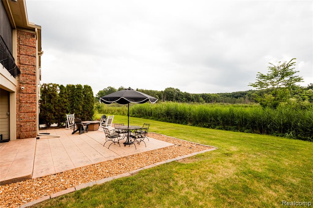 9050 Lake Dominion Drive, Brighton, MI 48114 — Photo 58