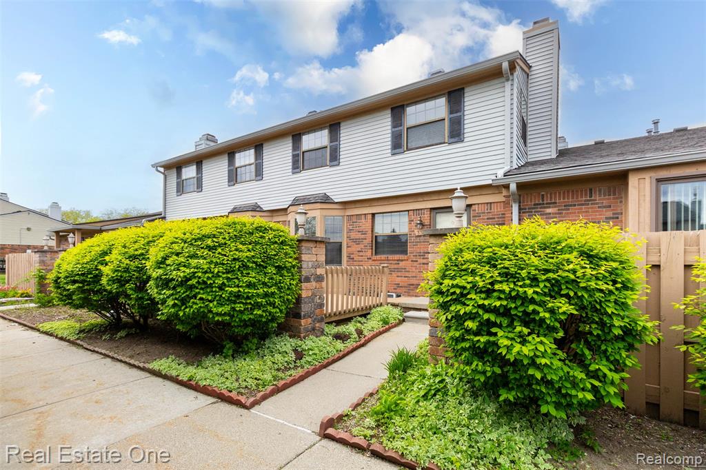 1891 Vine Way Drive, 33, Canton, MI 48188 — Photo 5