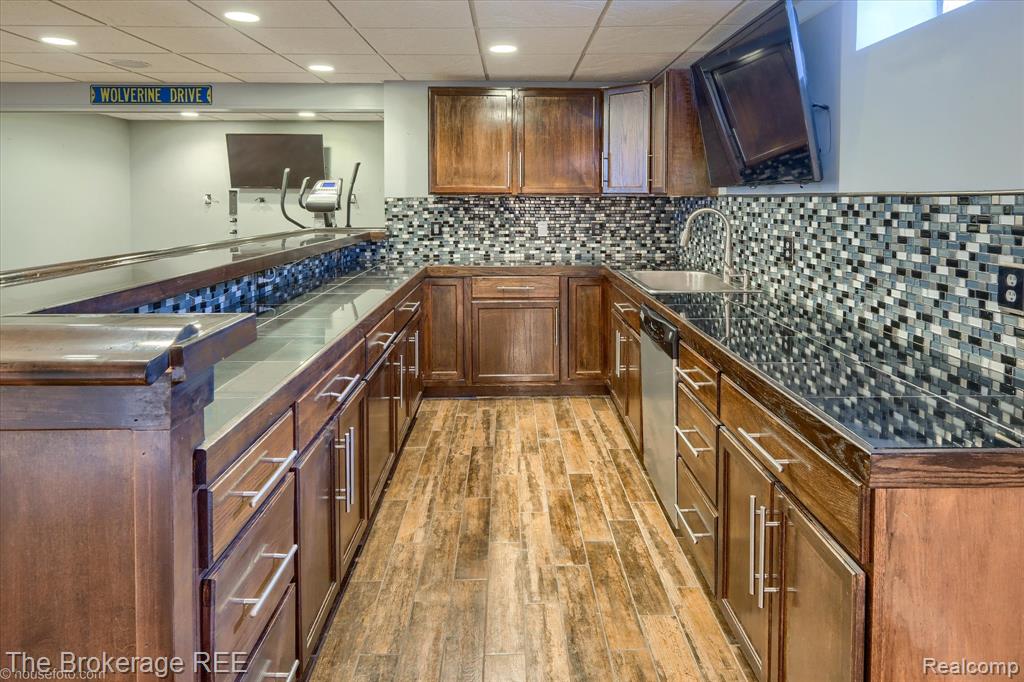5239 Farmridge Lane, Grand Blanc, MI 48439 — Photo 74