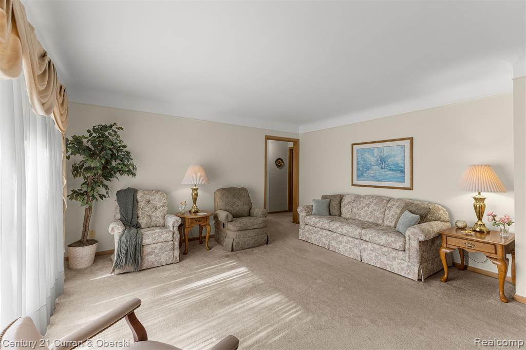 8262 Vine Avenue, Allen Park, MI 48101 — Photo 11