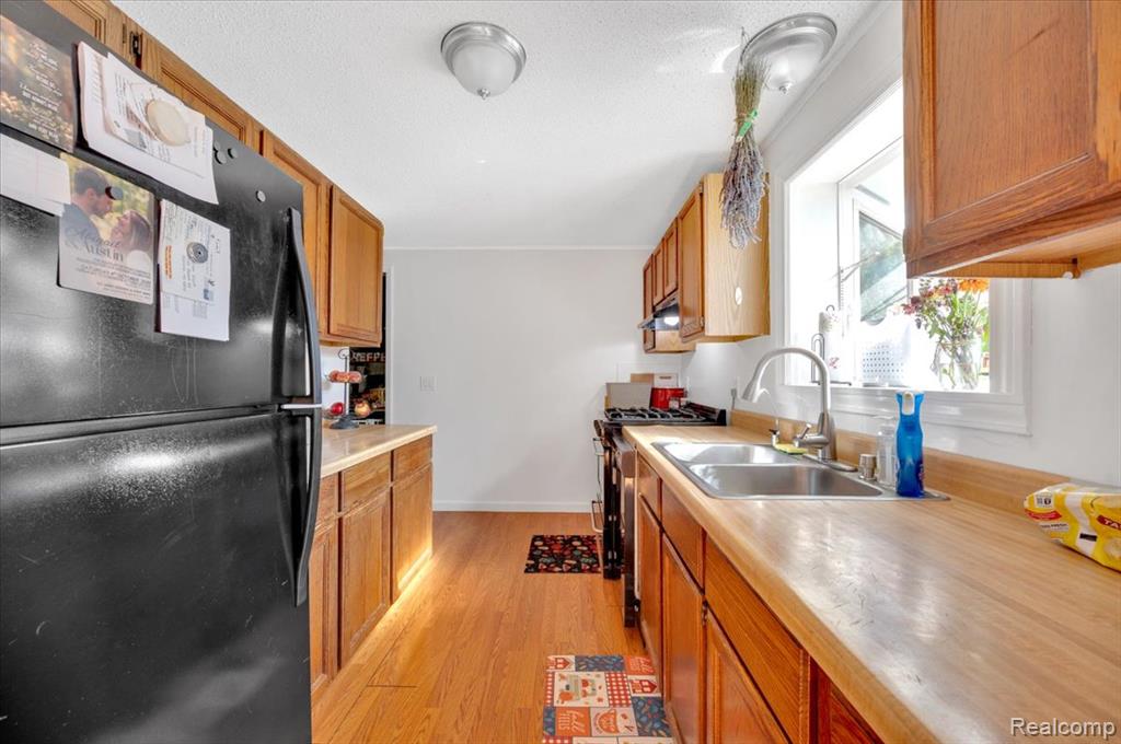 15545 Almont Road, Allenton, MI 48002 — Photo 8