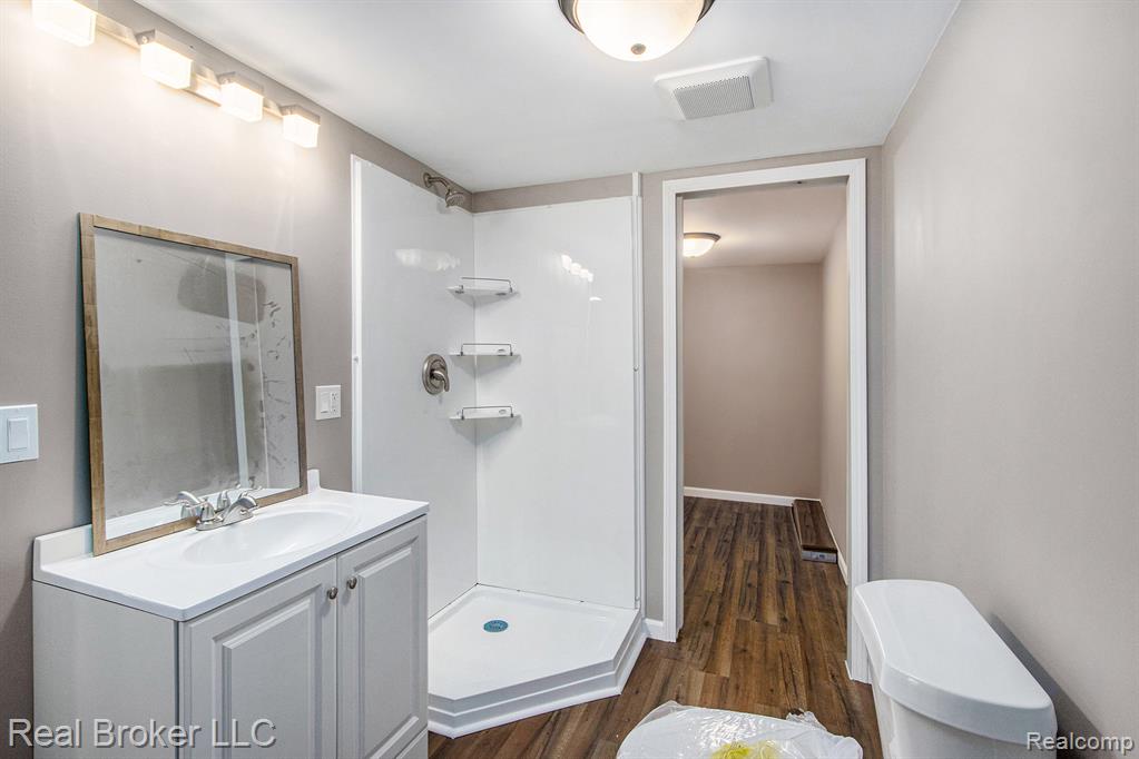 601 E North Street, Hastings, MI 49058 — Photo 18