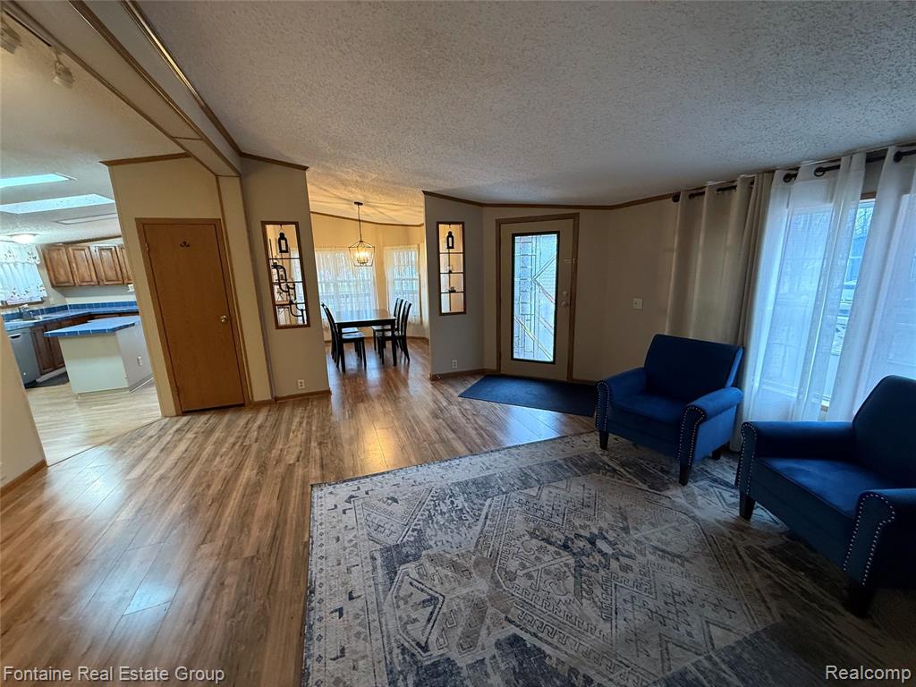 6678 Laramie, Romulus, MI 48174 — Photo 6