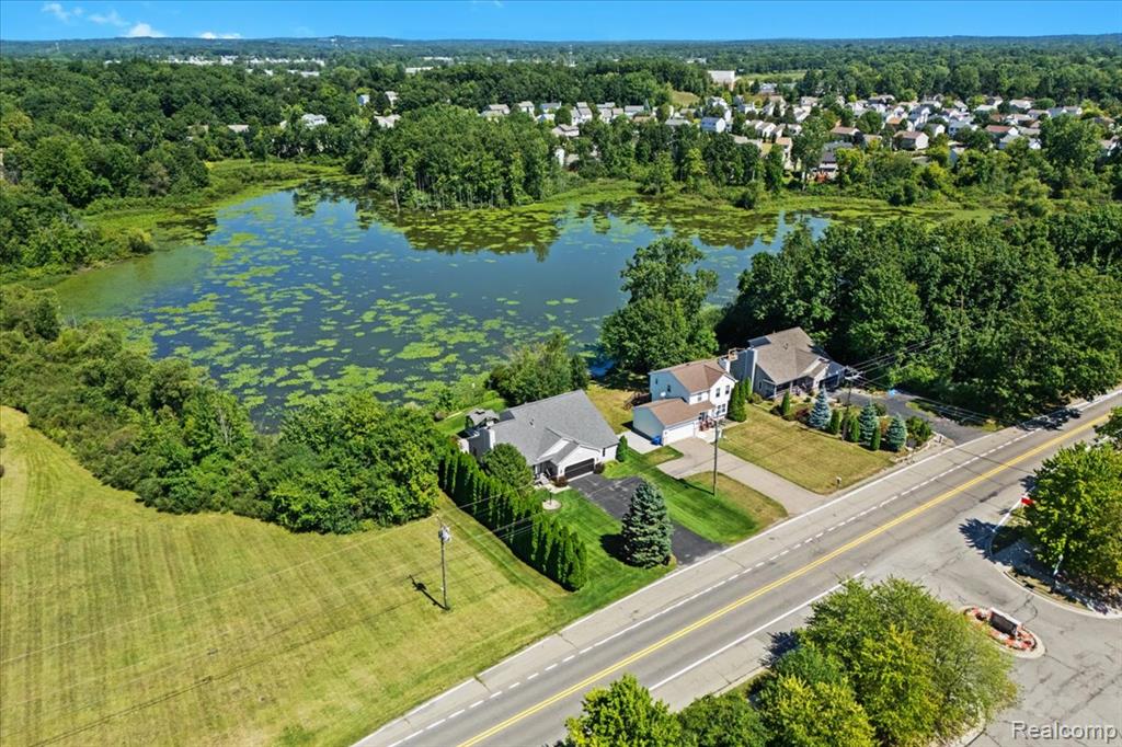 5620 Hatchery Road, Waterford, MI 48329 — Photo 49