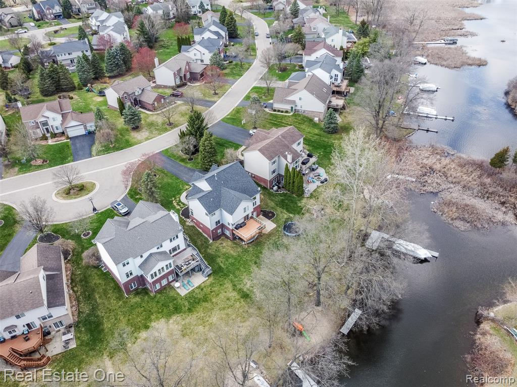 5716 Lancaster Lane, Commerce Twp, MI 48382 — Photo 7