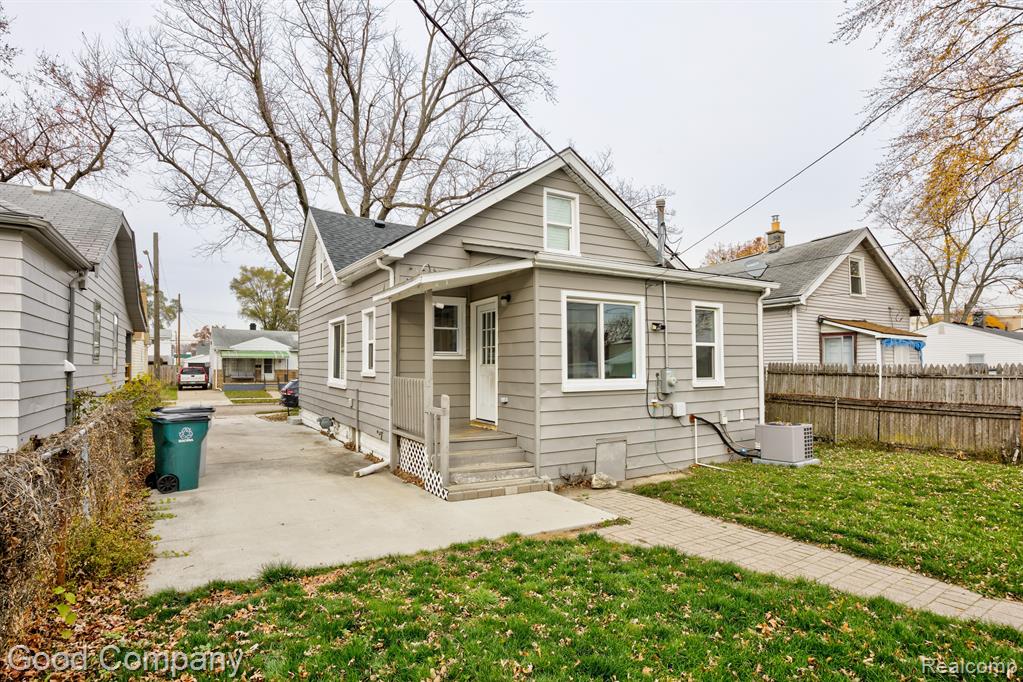 976 E COY Avenue, Hazel Park, MI 48030 — Photo 34
