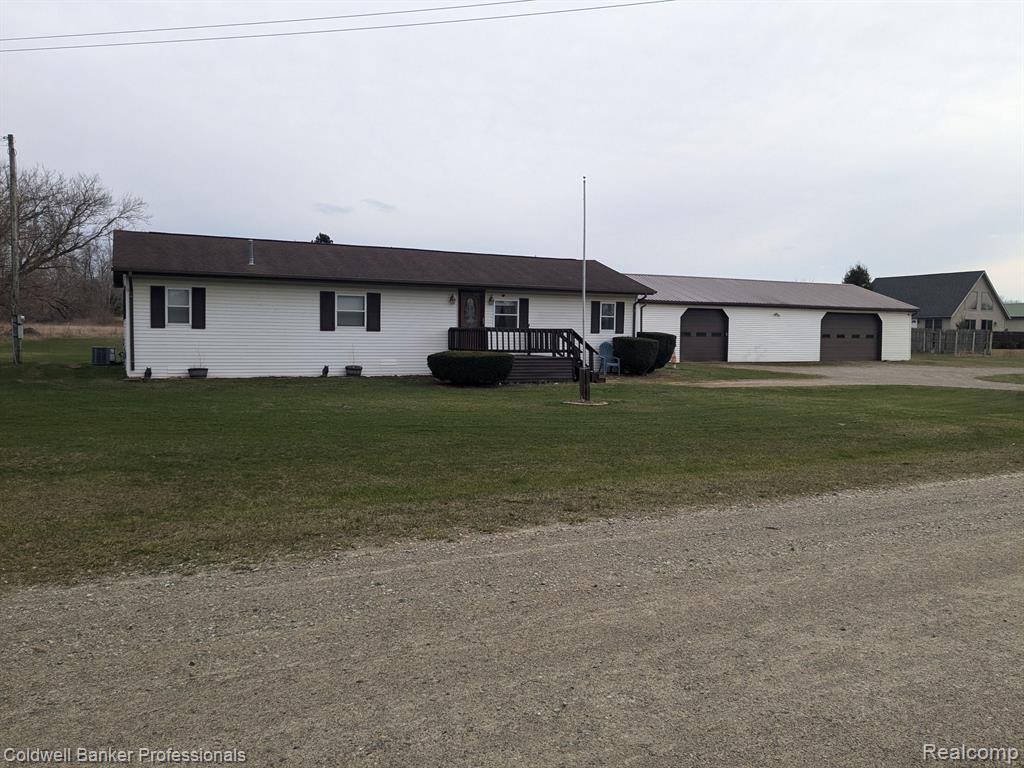 2247 WATERMAN Road, Mayville Vlg, MI 48744 — front exterior