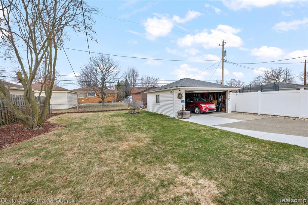 8423 Norborne Avenue, Dearborn Heights, MI 48127 — Photo 20