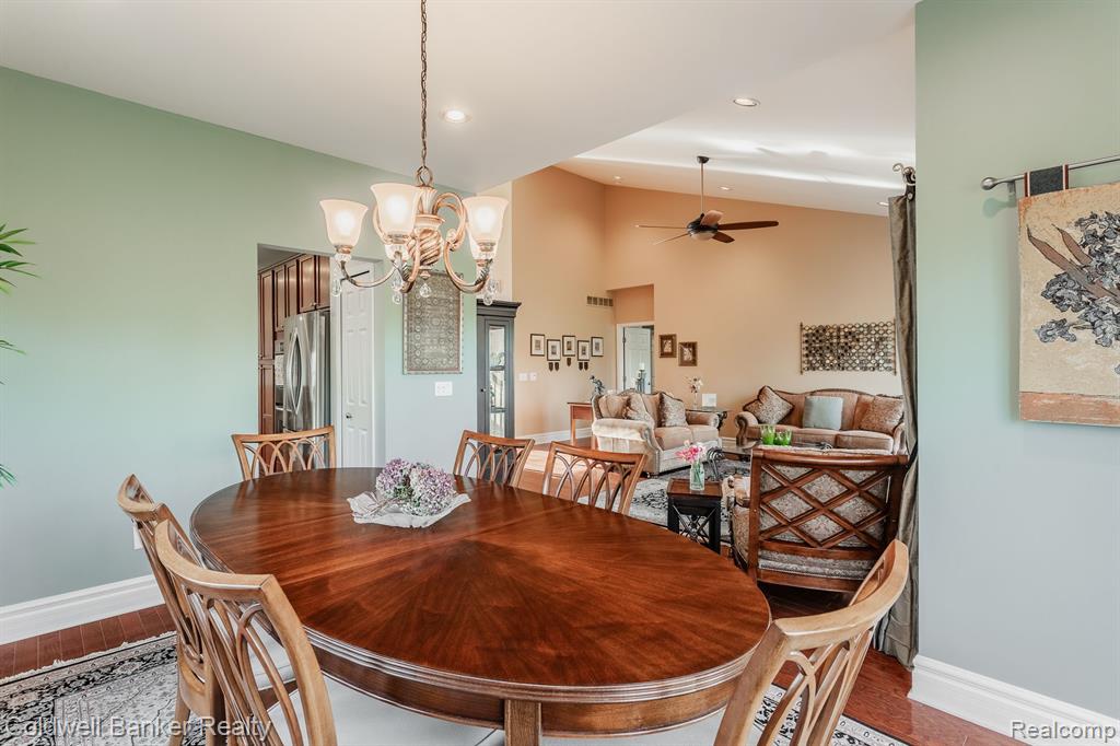 26270 VALHALLA Drive, Farmington Hills, MI 48331 — Photo 15