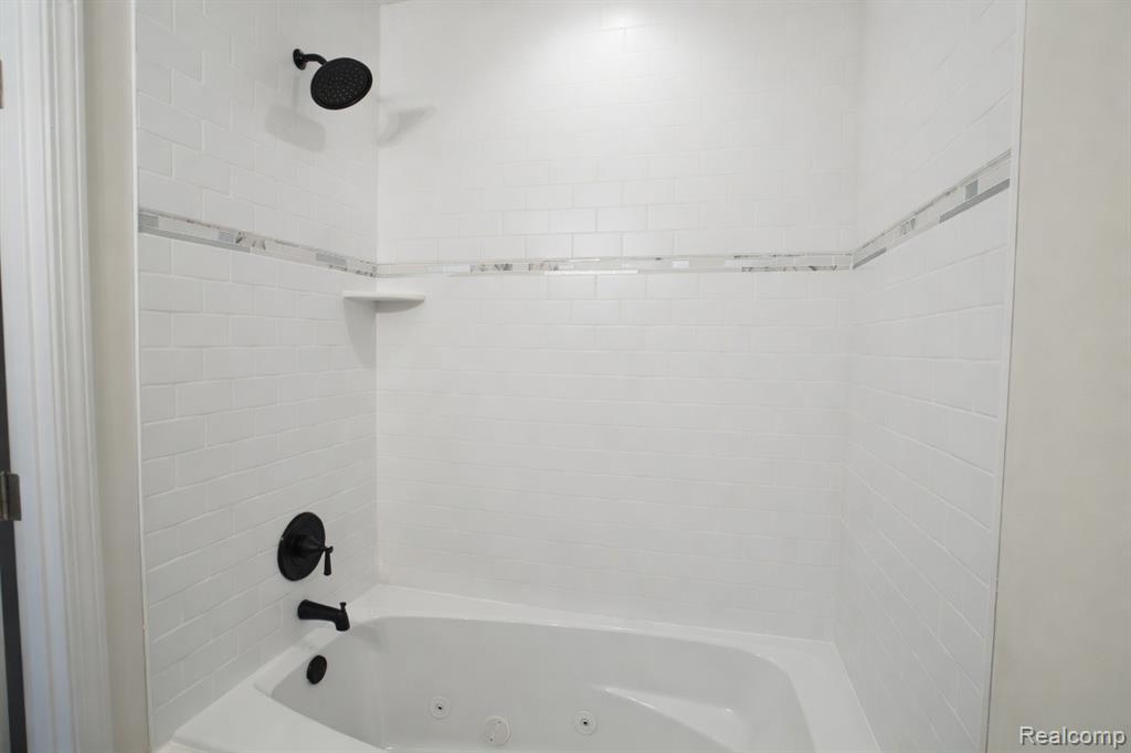 3280 E Atherton Road, Burton, MI 48529 — Photo 18