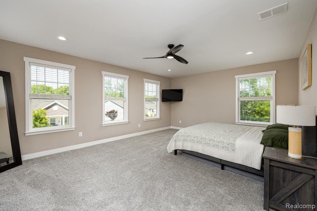 9261 Regency Boulevard, Pinckney, MI 48169 — Photo 31