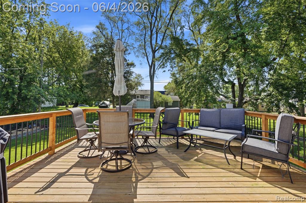 2351 Recreation Drive, West Bloomfield, MI 48324 — Photo 32