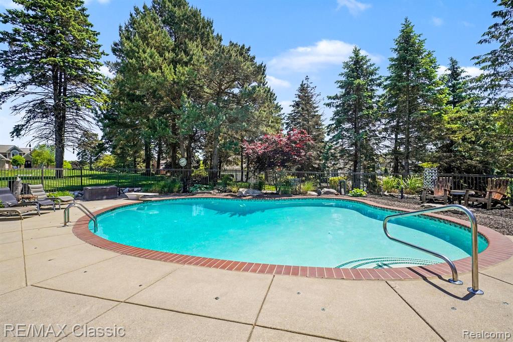 54853 Walnut Drive, New Hudson, MI 48165 — Photo 41