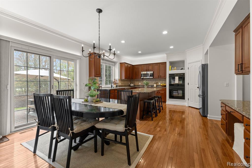 44421 WHITE PINE Circle E, Northville, MI 48168 — Photo 22
