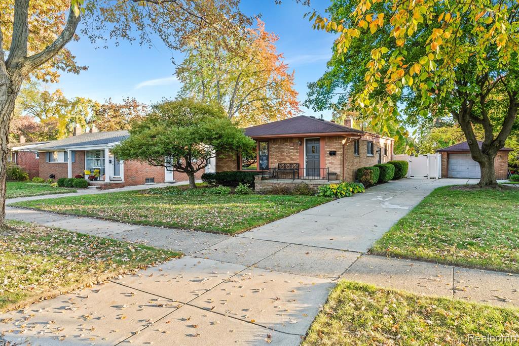 535 JAMAICA Drive, Troy, MI 48083 — Photo 4