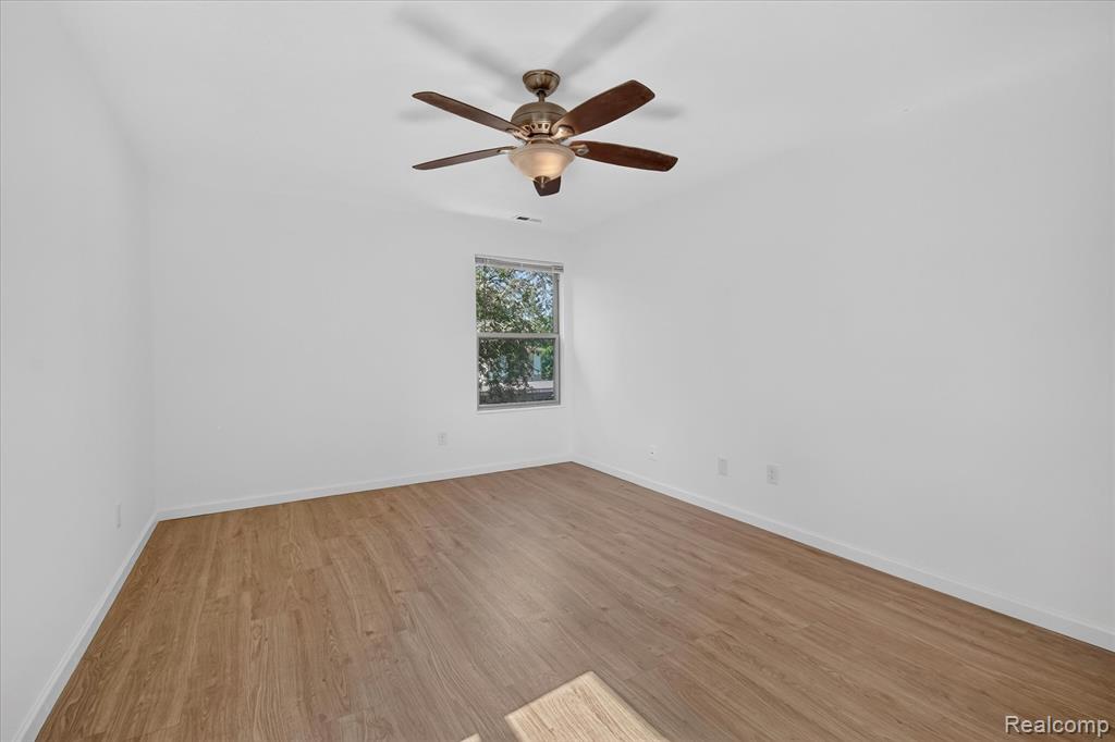61165 Greenwood Drive, South Lyon, MI 48178 — Photo 27