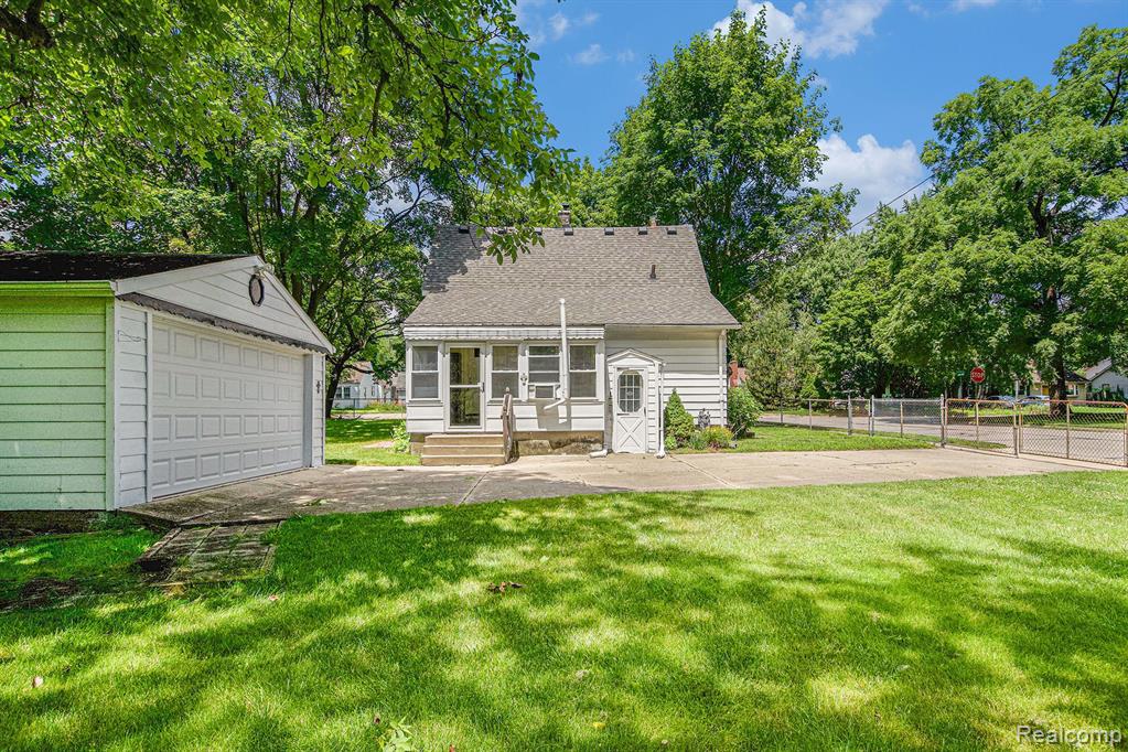 708 E CROSS Street, Ypsilanti, MI 48198 — Photo 22