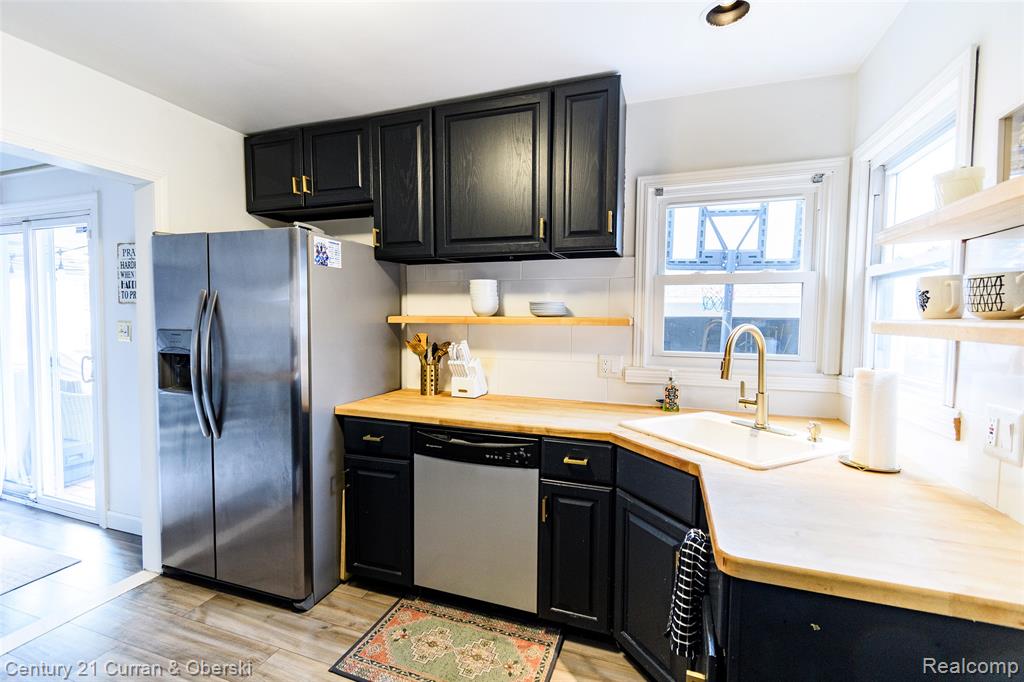 9390 Quandt Avenue, Allen Park, MI 48101 — Photo 9