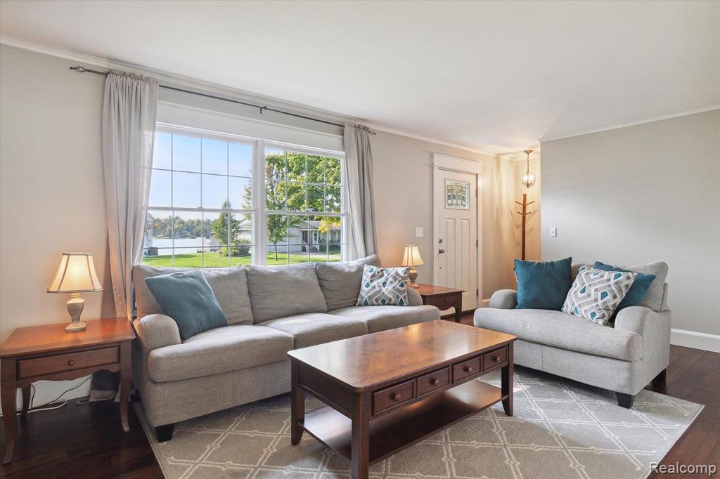 550 ROSELANE Drive, Howell, MI 48843 — Photo 9