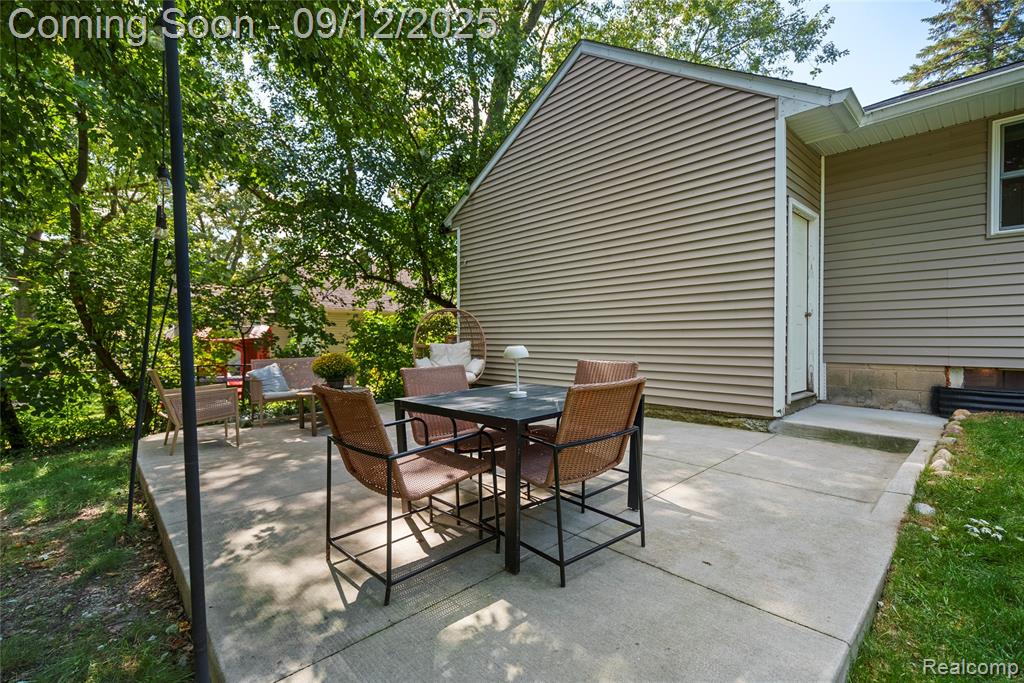 577 Bagley Street, Lake Orion, MI 48362 — Photo 23