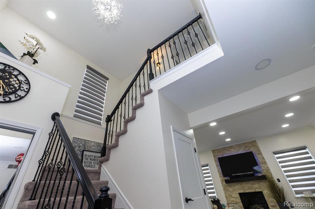 26263 Oakley Court, Brownstown, MI 48174 — Photo 11